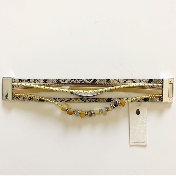 Metal Leaf Layered Animal Print Magnetic Bracelet - Picture 7 of 8